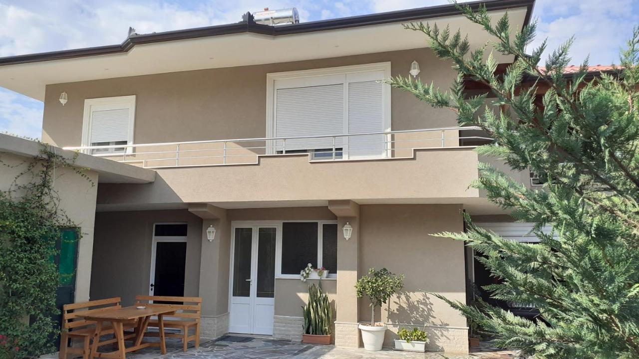 Appartments Kristi&Iris Vlorë Exterior foto